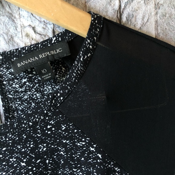 BANANA REPUBLIC Sleeveless Dress - Picture 2 of 7